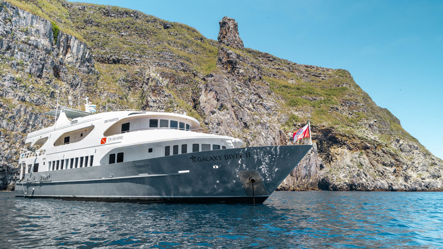 Liveaboard to Darwin & Wolf Dec 23rd